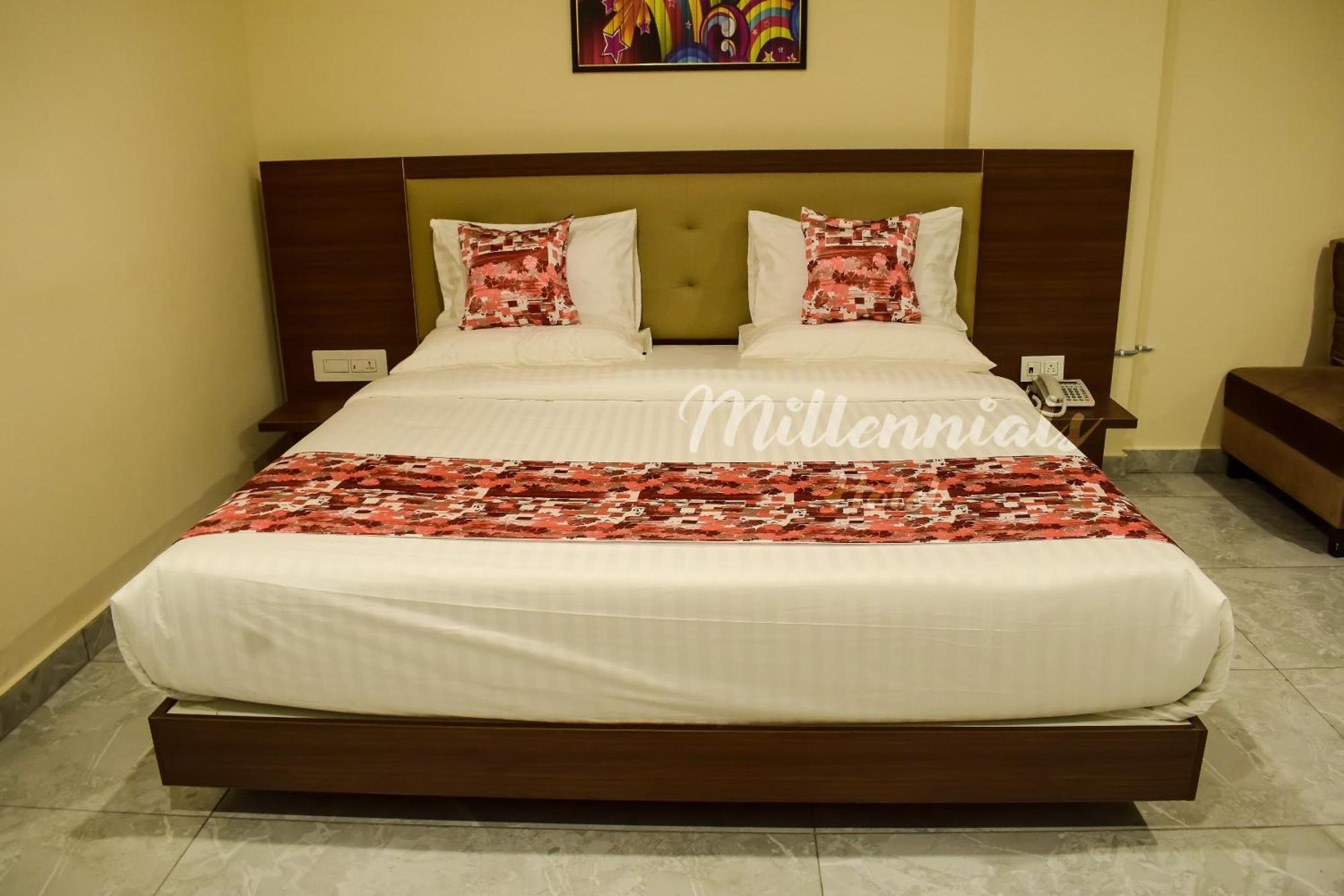 S R Plaza At Delhi Airport Hotel Új-Delhi Kültér fotó