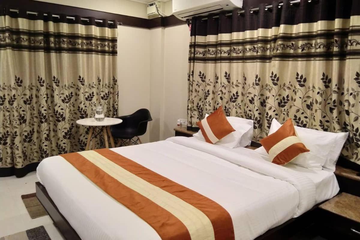 S R Plaza At Delhi Airport Hotel Új-Delhi Kültér fotó